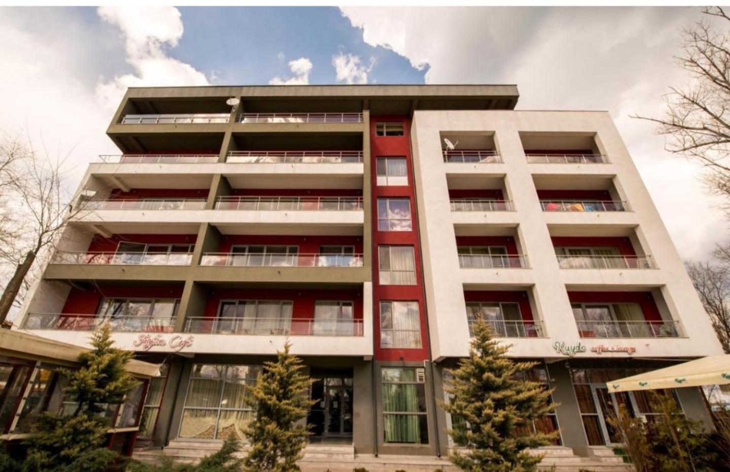 Yza Mamaia Corallia Exterior photo